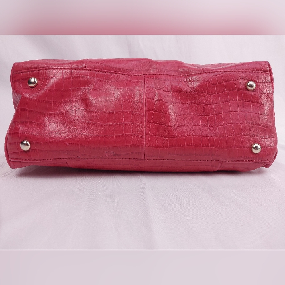 Makowsky Leather Handbag - Crocodile Embossed - Never Used - Color Salmon - Picture 4 of 7